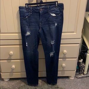 AE dark wash ripped jegging
